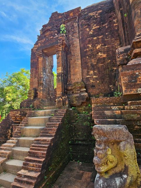 From Hoi An: My Son Sanctuary & Marble Mountains Guided Tour - Getting picked up smoothly in Hoi An