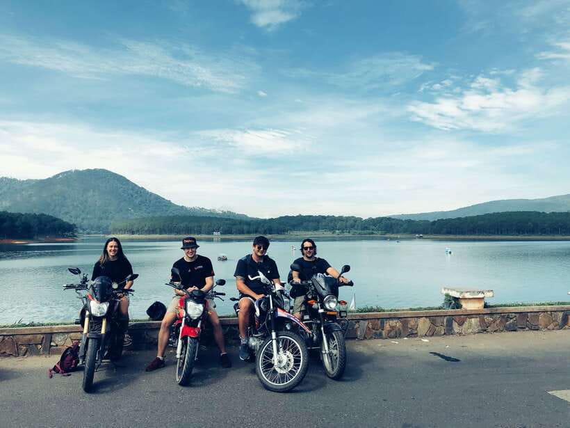From Hue/Da Nang/Hoi An: Hai Van Pass Tour by Motorbike - Lang Co Beach for lunch: eat on your own, but enjoy the timing
