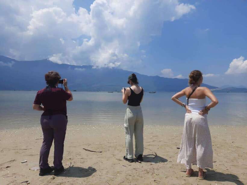 From Hue: Hoi An Bus Transfer with 4 Sightseeing Stops - Stop 2: Lap An Lagoon for oyster-farm life and calm-water photos