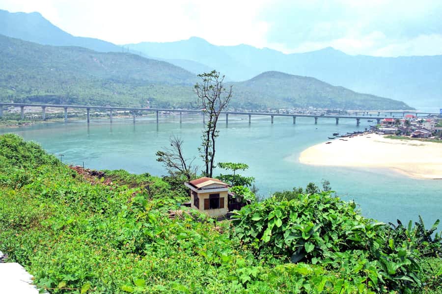 From Hue: Hoi An Guided Bus Tour with 4 Scenic Stops - Stop 2: Lap An Lagoon—your short coast break for sand and seafood