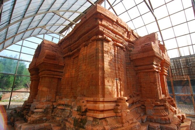 From Hue: sightseeing transfer to Hoi An with An Bang Cemetery - Hue to Hoi An by minivan: the whole plan in plain language