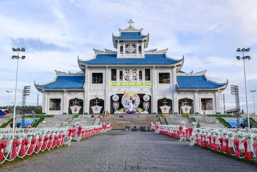 From Hue to History and Nature: DMZ & Phong Nha Cave Tour - Leaving Hue for the DMZ: 6:00am start and a long road ahead