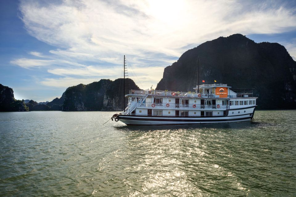 From Ninh Binh: Ha Long Bay 2 days 1 night on 3-star Cruise - Sung Sot Cave + Titop/Soi Sim: how to make these stops enjoyable