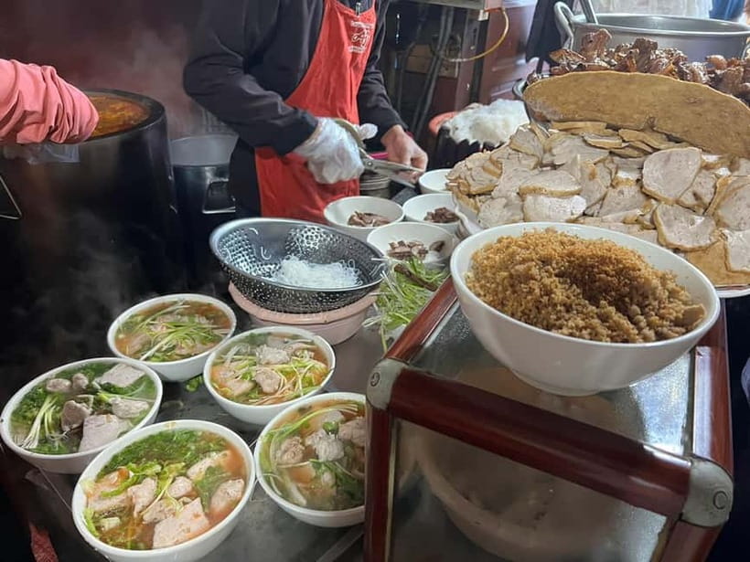 From Sapa: Walking Food Tour with Local Guide - Afternoon slot: comfort classics and herb-forward Vietnamese plates