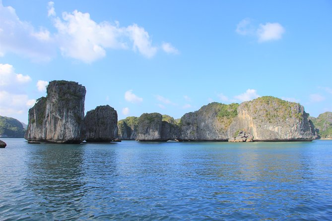 Full day boat trip with Cat Ba Captain Jack to Lan Ha Bay and Ha Long Bay - Cruising Lan Ha Bay and Ha Long Bay: the views are the warm-up