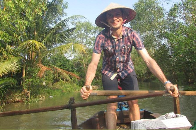 Full-day Cai Rang floating market - explore countryside, make bakery - from HCM - The food storyline: breakfast, noodles, fruit, and cake you help make