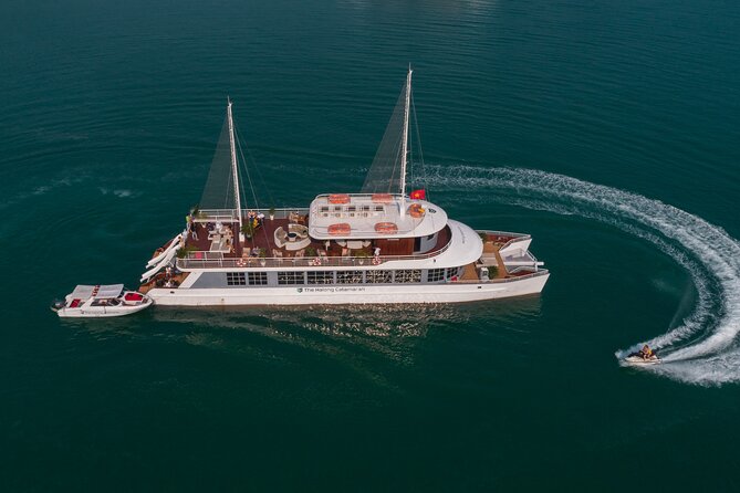 Full Day Group Tour in Lan Ha Bay - A hands-on cooking demonstration for a fuller Vietnamese taste