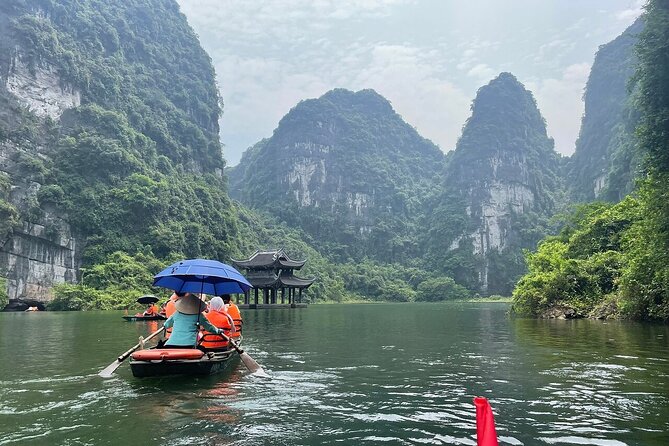 Full-Day Ninh Binh Highlights Tour from Hanoi (Best Selling) - A fast way out of Hanoi to temples and cave rides