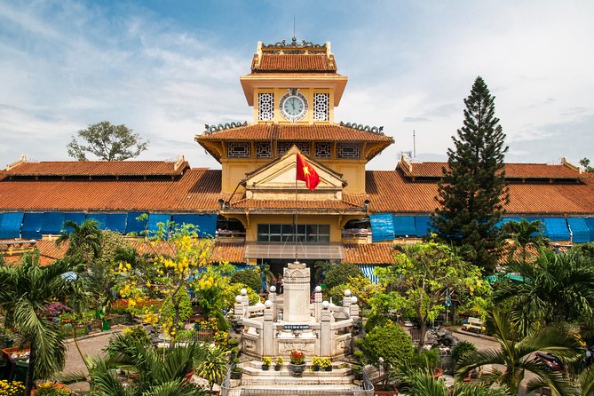 Full-Day Private Ho Chi Minh City Tour - War Remnants Museum: graphic scenes, powerful context