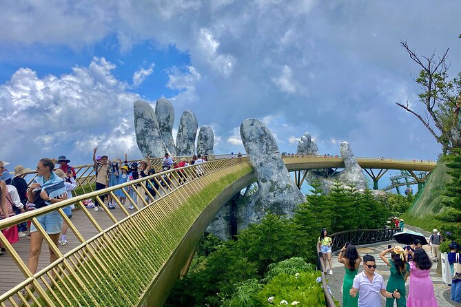 Full-Day Private Tour in Golden Bridge and Ba Na Hills - Getting from Da Nang to Sun World without wasting your day