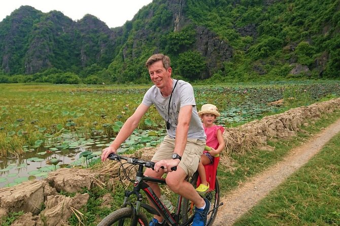 Full Day Private Tour in Ninh Binh(Trang An-Bich Dong-Mua Cave) - Bike through rice fields and a local family stop (Tam Coc area)