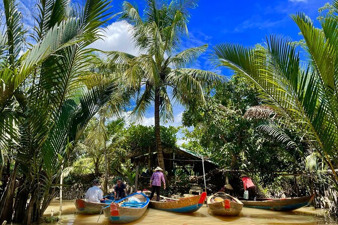 Full-Day Tour in Mekong Delta with Pick Up in Central District 1 - Motorboat scenery on the Tien River, plus the Rach Mieu bridge