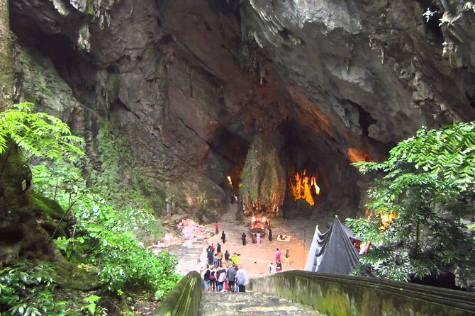 Full Day Tour to Perfume Pagoda with Traditional Boat Ride - The steps and the rain reality check