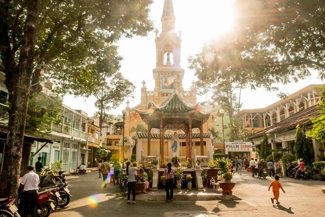 Fullday Tour of Ho Chi Minh City Including Cu Chi Tunnels - Lunch near the Saigon River: included, but read the fine print