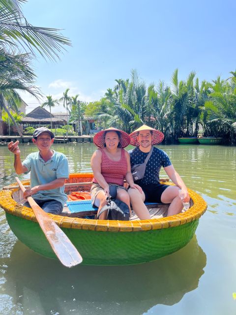 Funny day cycling, Buffalo riding and Basket boat - Cycling comfort: what to expect on the bike