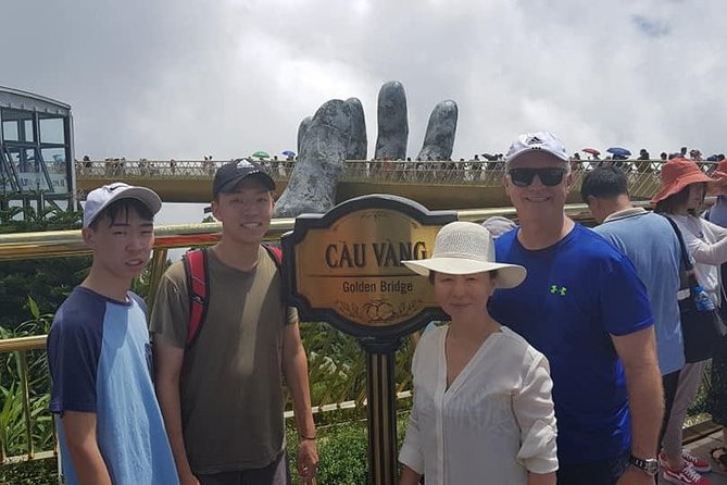 Golden Bridge-Dragon Bridge-Marble Moutain-Monkey Mountain fromHoi An or Da Nang - Golden Bridge: the giant hands and why your photos depend on the light