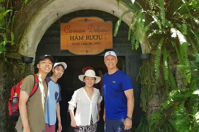 Golden Bridge-Dragon Bridge-Marble Moutain-Monkey Mountain fromHoi An or Da Nang - How the private-vehicle day flows from hotel to five sights