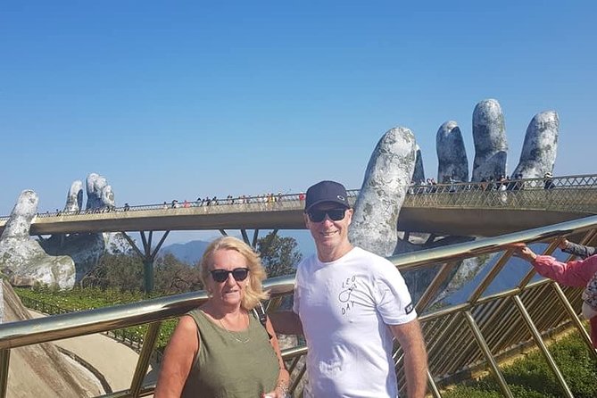 GOLDEN BRIDGE - Early Morning to Avoid Crowds & Take nice Photos - Cable car and the Climbing Train: the route is part of the attraction