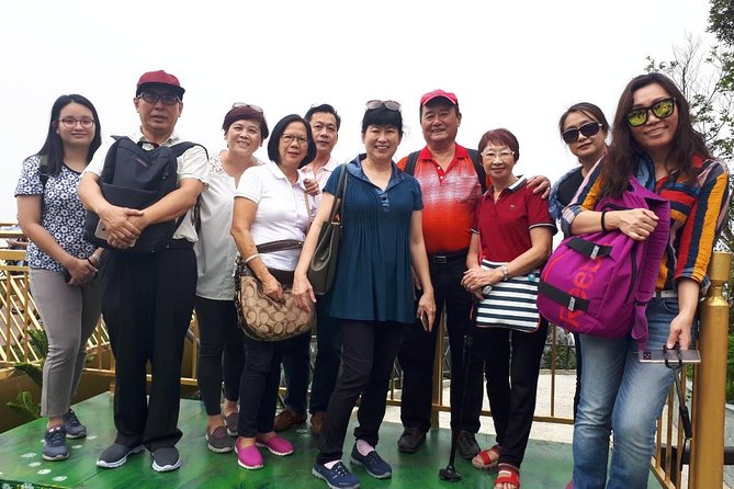 Golden Bridge trip and buffet lunch in the Bana Hills in Da Nang city - Stop 2: Golden Bridge Viewpoints (and Why Timing Matters)
