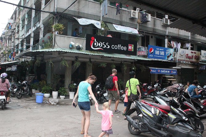 Good Morning Saigon Tour by Motorbike and Scooter - Stop 4: Ho Thi Ky Flower Market in Ten Minutes