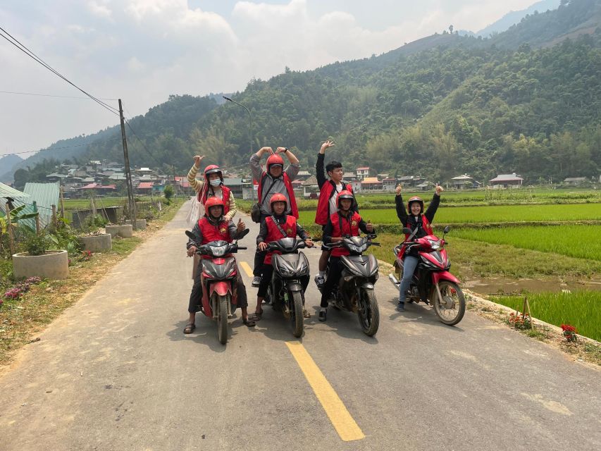 Ha Giang Loop 2 Days High quality Small Group +Private Room - Day 1 in Ha Giang City: Pac Sung Pass and the Heaven Gate “wow” factor