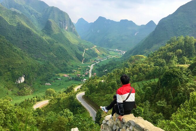 Ha Giang Loop 2D/1N Private Room + Free Dorm Hotel 1N before tour - Pao’s House day-one route: passes, valleys, and H’Mong village visits