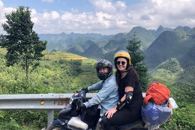 Ha Giang Loop 4 Day trip with Easy Rider - Day 1: Quan Ba Heaven Gate to Dong Van town via the Karst Plateau Geopark