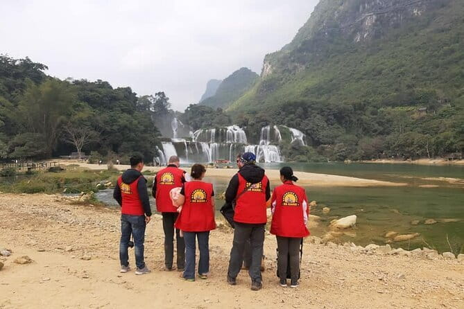 Ha Giang Loop - 6 Days Ride in Ban Gioc Waterfall and Ba Be Lake - Where the trip starts (and how to get in the flow early)