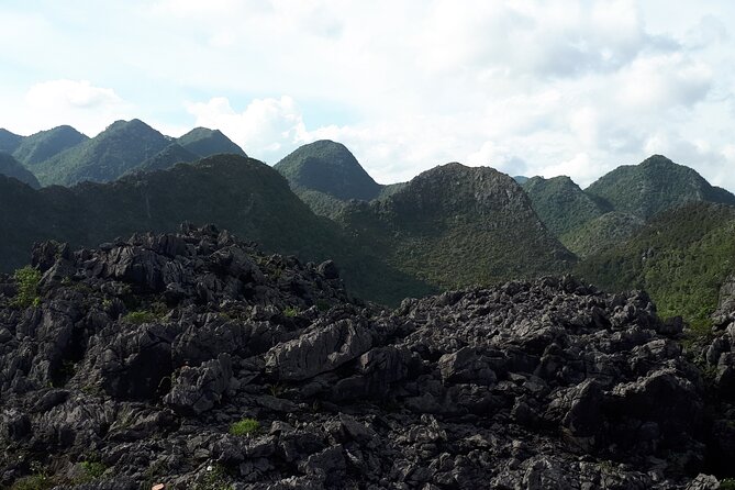 Ha Giang tour 3 days 2 nights - Day-by-Day Route: Mong Life, Dong Van Geopark, and a Homestay Goodbye