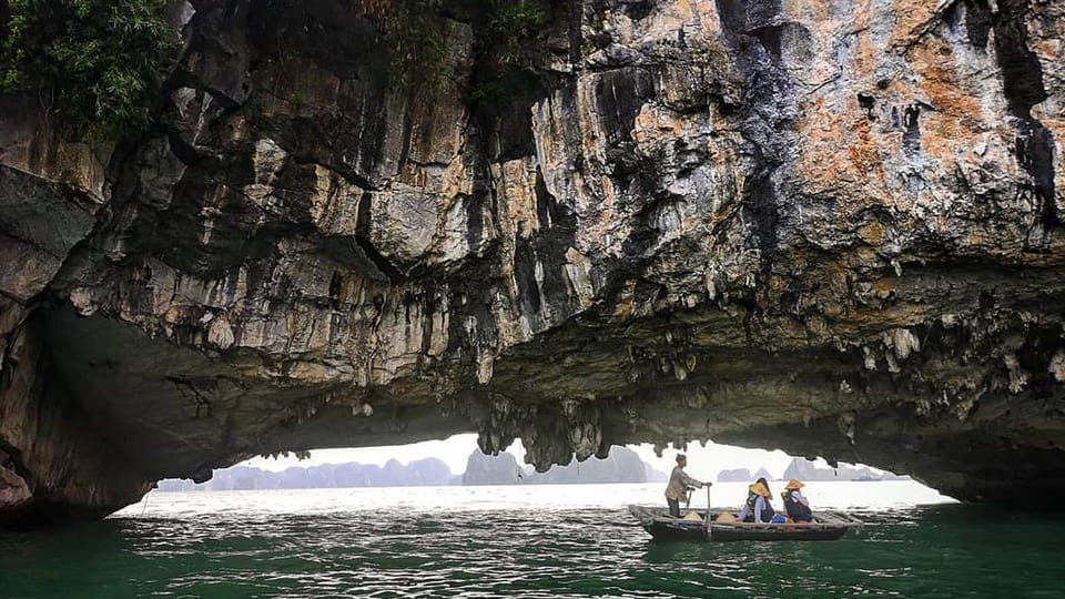 Ha Long 1 Day Luxury Small Group & Kayaking - Timing and pacing: why 6 to 9 hours can still feel full