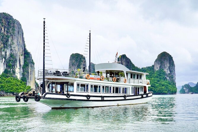 Ha Long Bay Cruise Day Tour-best selling: Included transportation - Ti Top Island: Moon-Shaped Beach and Optional View Climb
