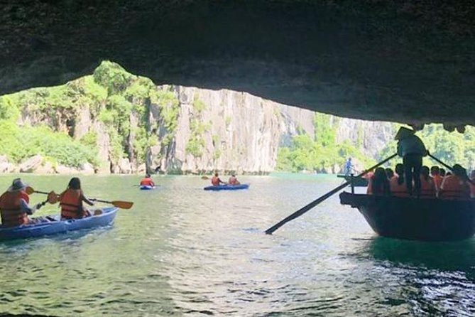 Ha Long Full Day Deluxe Trip - Long Route (6-Hour Trip) - Pickup and the Hanoi traffic reality