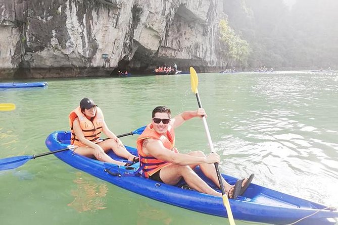Ha Long Full Day Deluxe Trip - Long Route (6-Hour Trip) - Tuan Chau Island: check-in, then lunch on the water