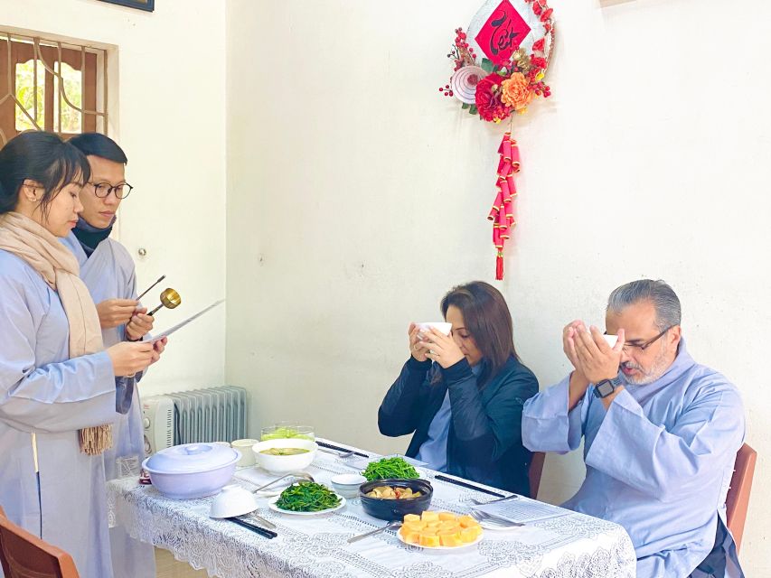 Ha Noi - Half-day Mindfulness meditation retreat - Mindful talking, Karma Law, and the monk Q&A
