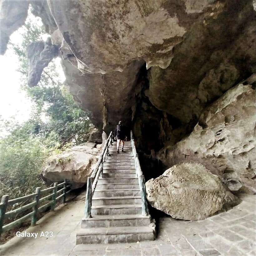 Half Day Hiking to Cat Ba National Park with a Guide - What to bring and how to stay comfortable on uneven terrain