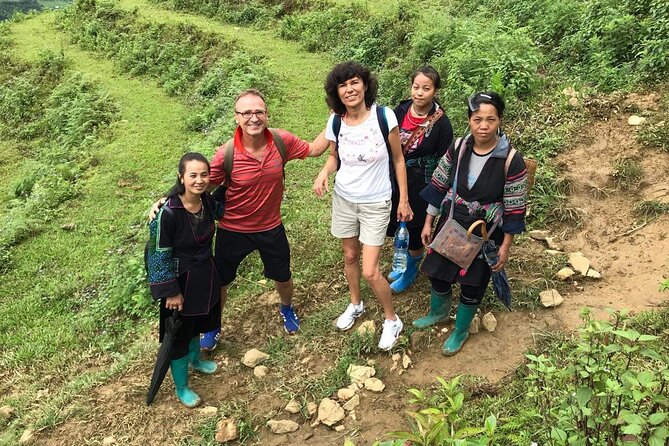 Half-Day Hometrek from Sapa with Hmong Sister House - Hau Thao and Zizi Homestay: The Finish With Big Views
