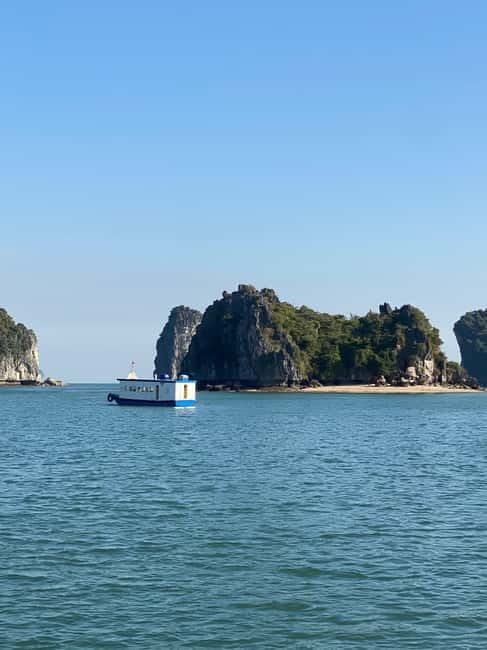 Half day Lan Ha Bay : Boat Trip , Kayaking,Snorkel - Cat Ba pickup to a safe, ready-to-go boat