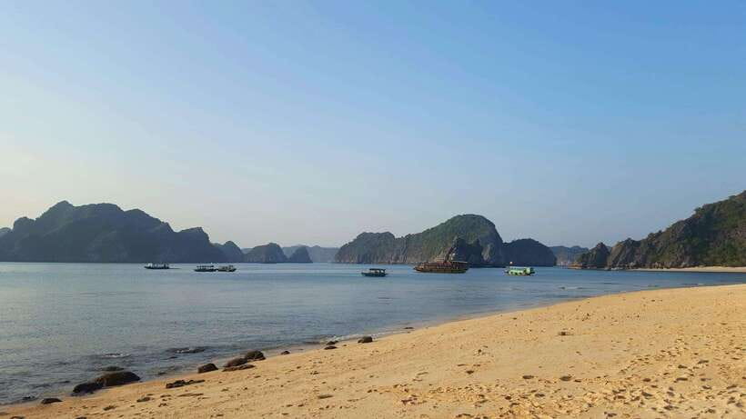 Half day Lan Ha Bay excursion ( 4 hours ): Kayaking, Snorkel - Kayaking in Lan Ha: why it feels different than on land