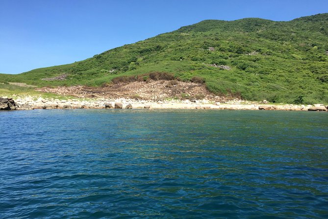 Half Day Tour Snorkeling in Nha Trang Bay Included Lunch - What you’ll see at Ho Mun Island (and what makes it worth 6 hours)