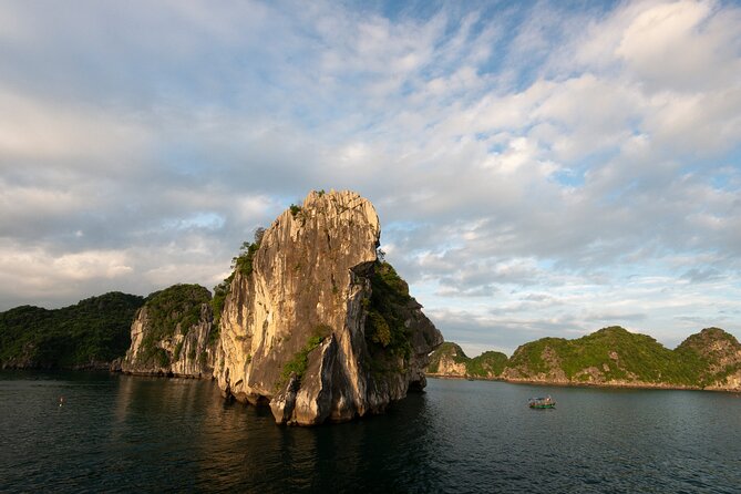 Halong Bay 2 Days 1 Night Traditional Boat - Weather reality in Halong Bay: plan with a buffer