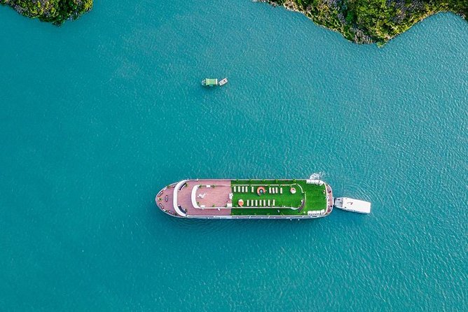 Halong Bay 2D1N BEST CRUISES All-Inclusive: Transfer, Meals, Kayak, Cave, Island - Day 1 Evening: Food, Cabin Reset, and a Calmer Pace