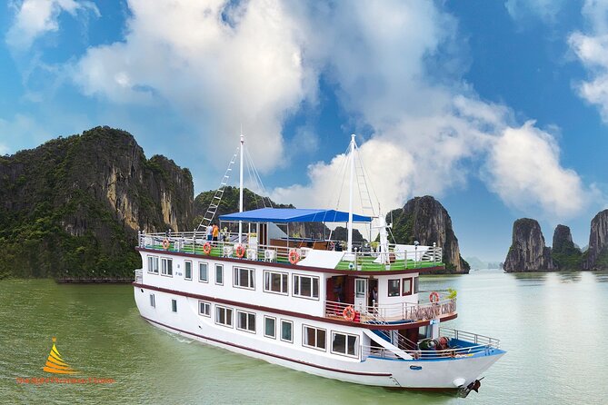 Halong Bay and Lan Ha Bay 2 Days 1 Night with Sunlight Premium - Day 2: sunrise, breakfast, Viet Hai bike ride, and the jungle village