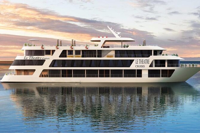 Halong Bay Cruises 5 Star for 2Days/1Night All included - Food on board: buffet meals plus the moments that feel special