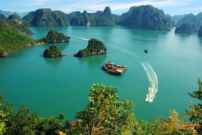 Halong Bay Cruises Full Day With All included - Pickup from Hanoi to Tuan Chau: limo comfort and the highway stop