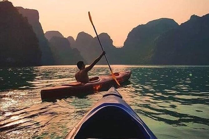 Halong Bay day cruise with Cave, Kayaking and Swimming on highway - Sung Sot Cave: The Big One, Seen Efficiently