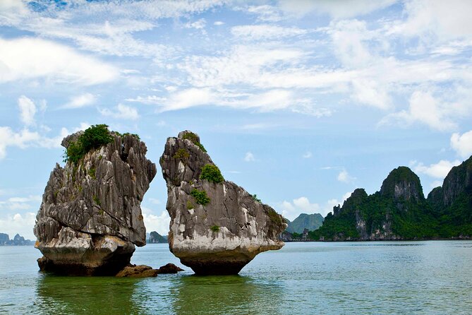 Halong Bay day cruise with Cave, Kayaking and Swimming on highway - Timing, Crowds, and Why the Guides Make the Difference