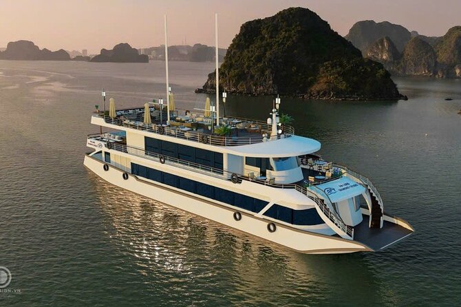 Halong Bay Day Tour By Diamond Era Cruise,Titop,Sung Sot & kayak - Hanoi pickup, limousine ride, and the long-but-manageable transfer