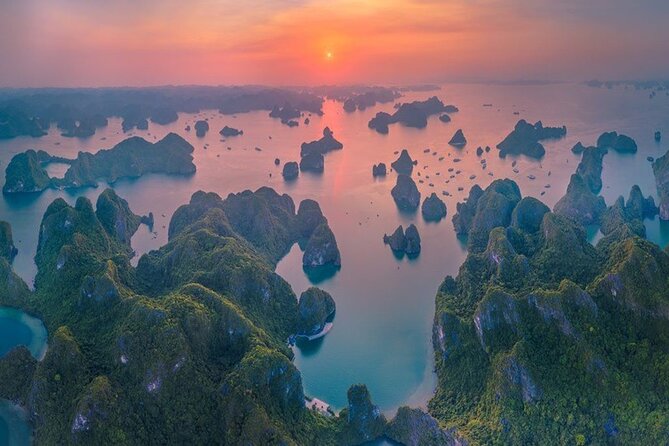 Halong Bay Day Trip 6hour: Buffet Lunch,Limousine bus,small group - Lunch on board isn’t just a meal—it buys you time
