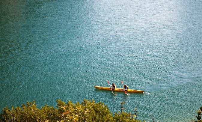Halong bay Deluxe Cruise 2D/1N: Kayaking, swimming, Titop island & surprise cave - Price and value: does $170 make sense?