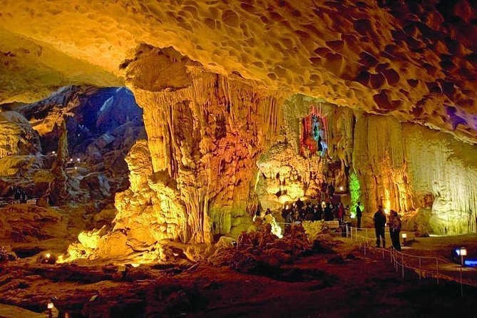 Halong Bay Full-Day - 5.5 Hours On-Boat With Cave And Kayaking - On-Boat Lunch and Midday Timing: Where the Day Calms Down